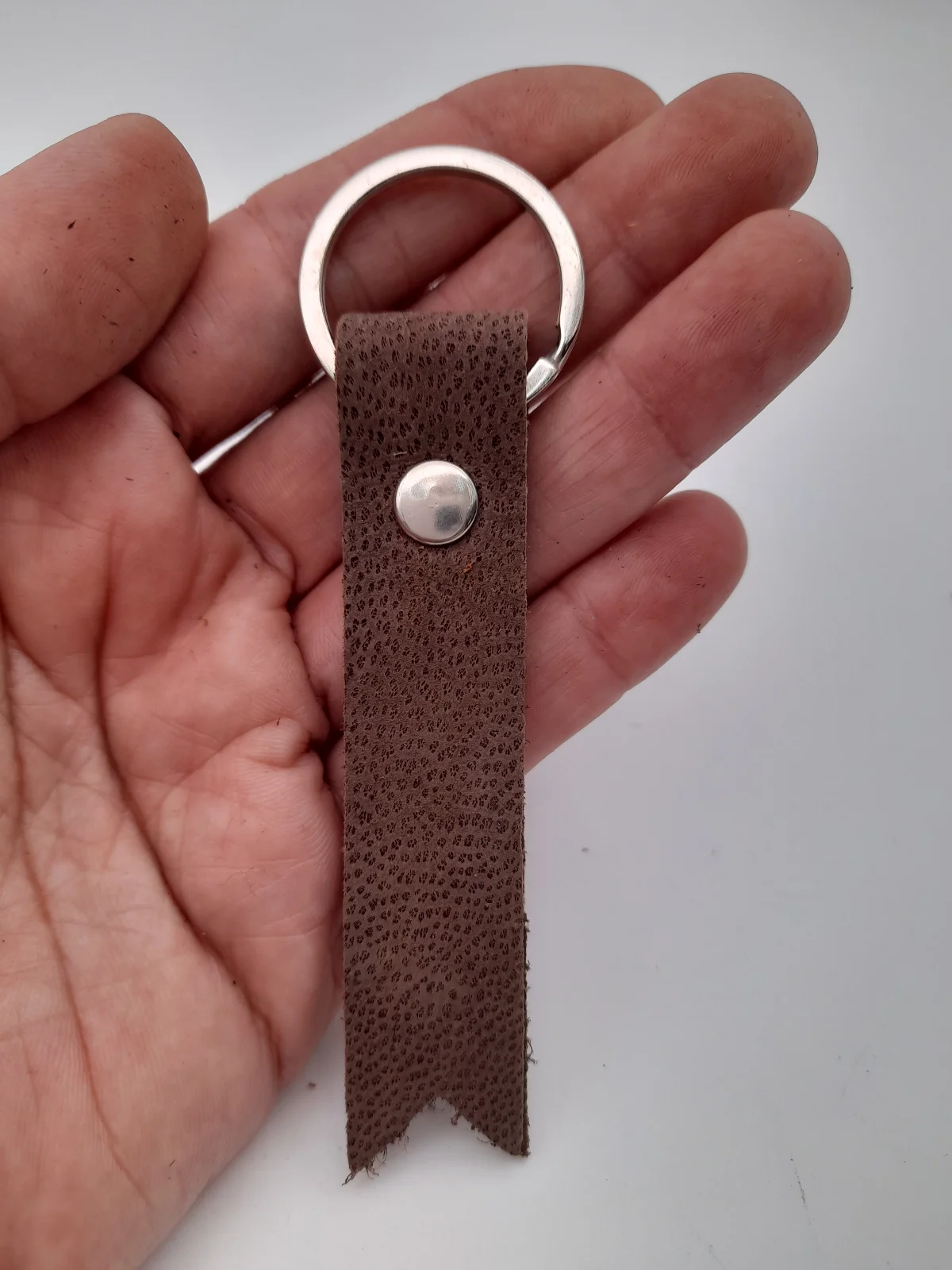 جا کلیدی چرم طبیعی طرح مدال